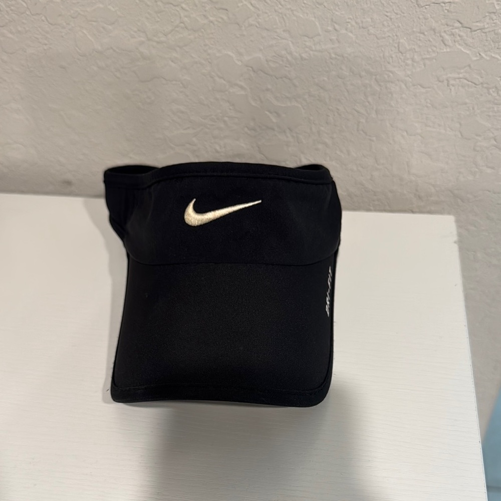 Nike Black hat